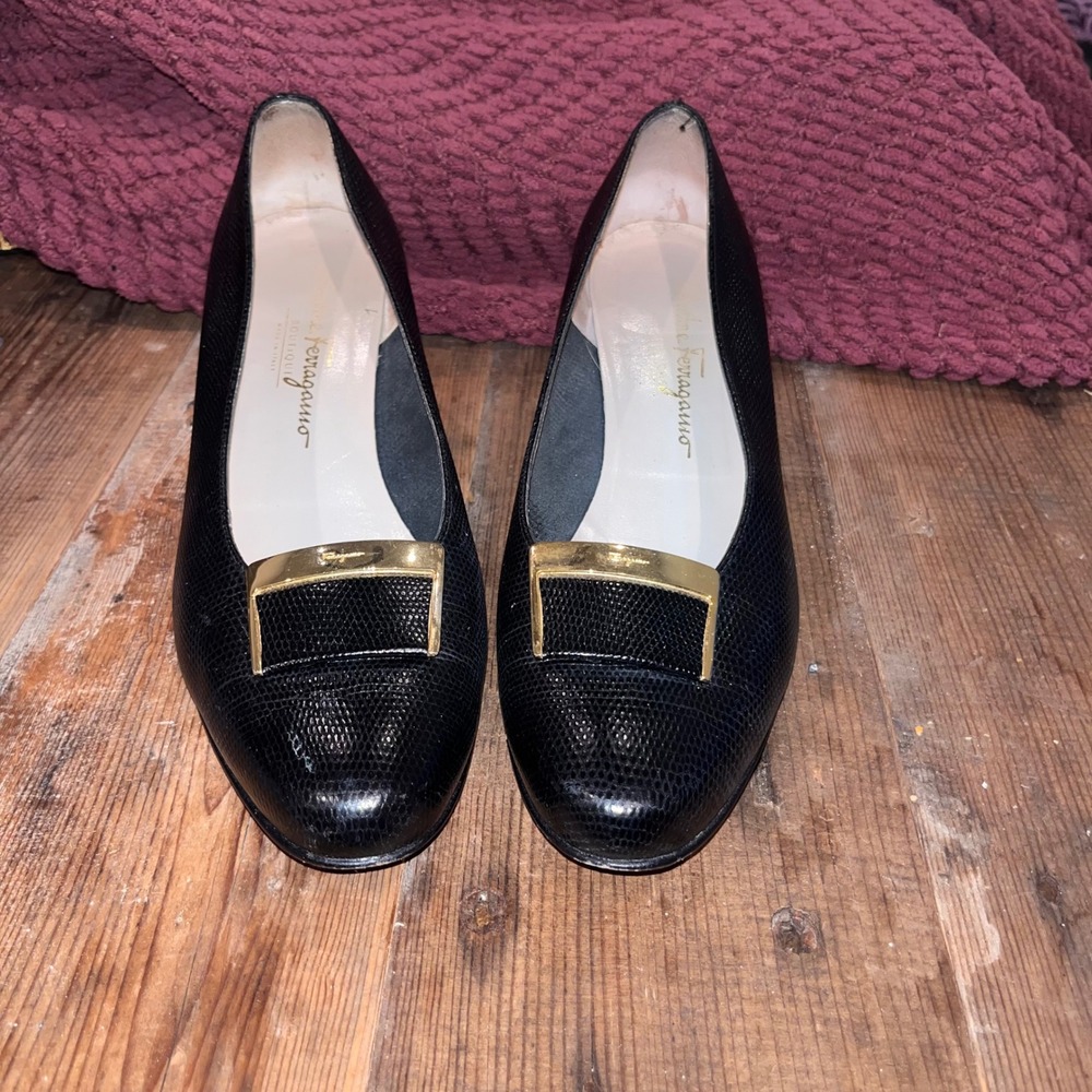 Salvatore Ferragamo Black Lizard Embossed Leather Buckle Pumps Heel 10 B 44776